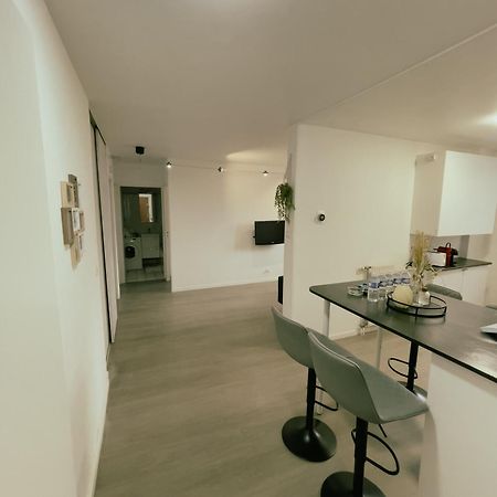 Appartement Proche U Arena Et La Defense Nanterre Luaran gambar