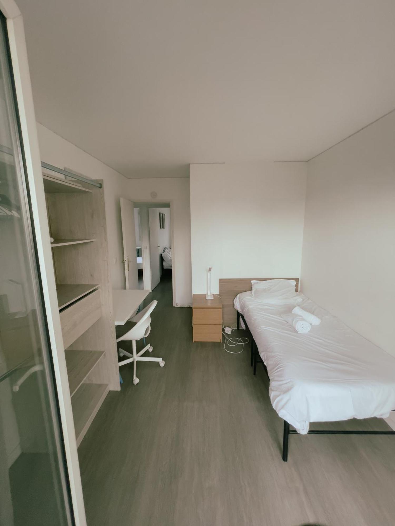 Appartement Proche U Arena Et La Defense Nanterre Luaran gambar